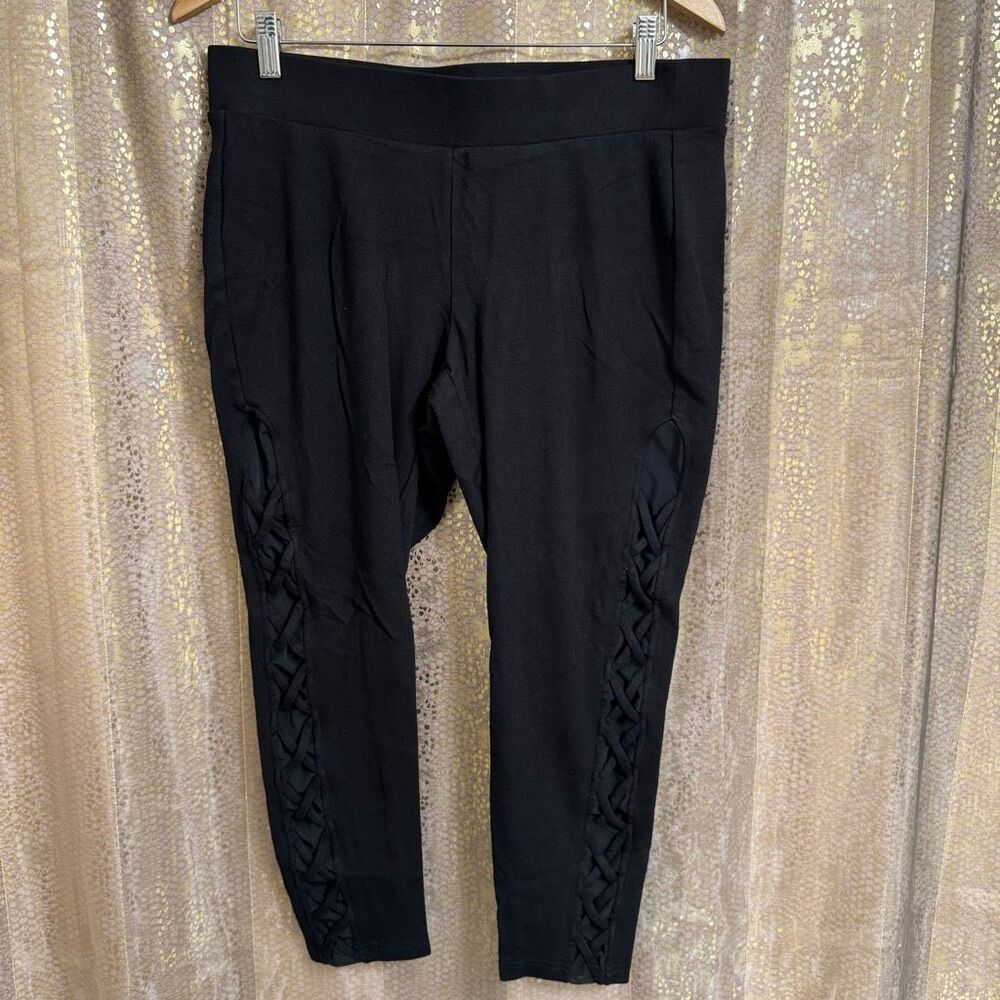 Torrid Black Premium Lattice Mesh Side Insert Leggings 1X Regular